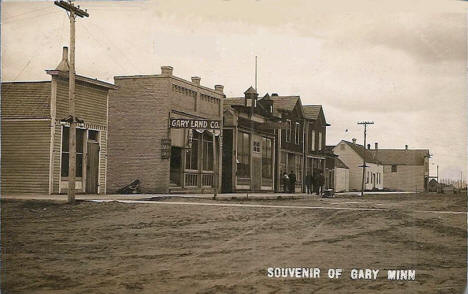 Street scene, Gary Minnesota, 1915