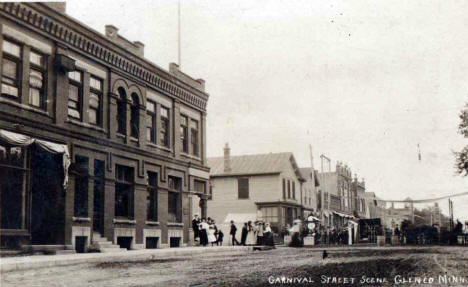 Carnival street scene, Glencoe Minnesota, 1909