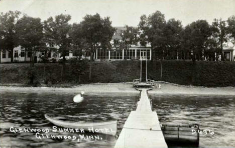 Glenwood Summer Hotel on Lake Minnewaska, 1936
