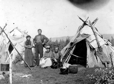 Chippewa Indians and Dwellings, Grand Marais Minnesota, 1905