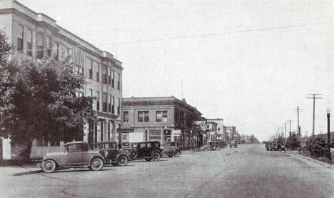 Street scene, Grand Rapids Minnesota, 1920's