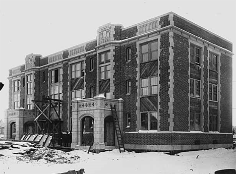 Constructing apartment house, Hibbing Minnesota, 1919