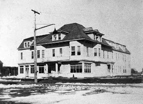 Hibbing Hotel, Hibbing Minnesota, 1910