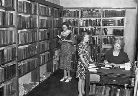 Library project at Hinckley, 1940