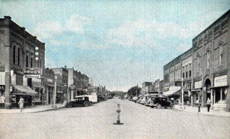 Main Street looking North, Hutchinson Minnesota, 1943