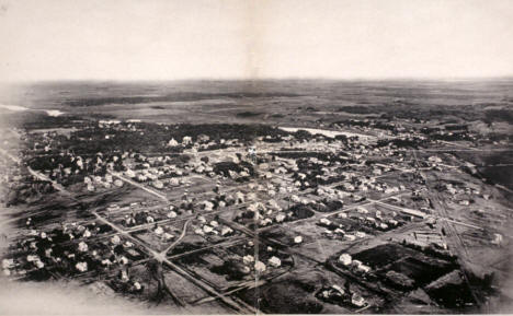 Panoramic view of Hutchinson Minnesota, 1901