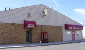 Isle Bowl & Pizza, Isle Minnesota