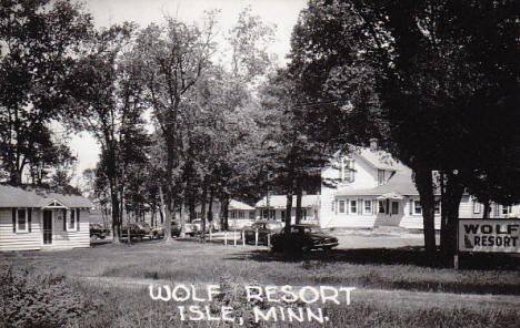 Wolf Resort, Isle Minnesota, 1950's