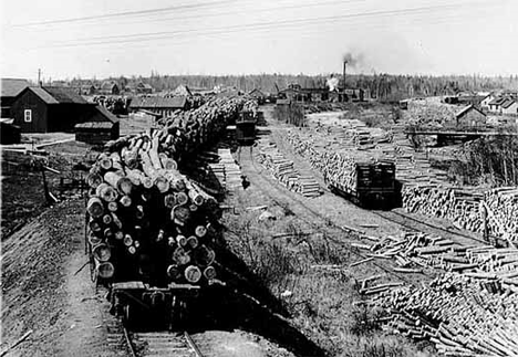 Lumber camp, DNM Railway, Knife River Minnesota, 1915