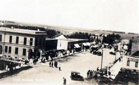 Street scene, Lake Wilson Minnesota, 1910's