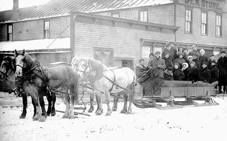 Sleigh ride party, Lindstrom Minnesota, 1912