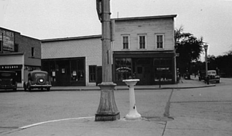 Street view, Litchfield Minnesota, 1939