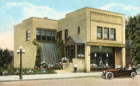 Nelson's Photo Studio, Little Falls Minnesota, 1915