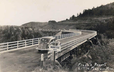 Finch's Resort and bridge over Manitou River, Little Marais Minnesota, 1940's
