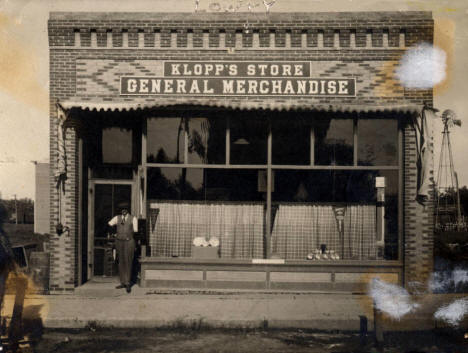 Klopp's Store, Lowry Minnesota, 1910's