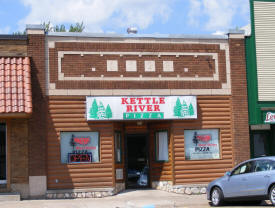 Kettle River Pizza, Askov Minnesota