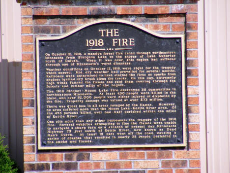 Plaque commemorating the 1918 fire, located at the Kettle River Veterans Building, Kettle River Minnesota, 2007