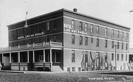 Hotel Lac Qui Parle, Madison Minnesota, 1910's