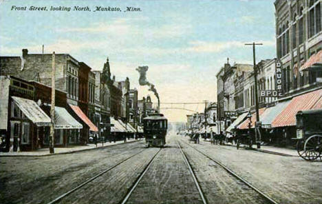 Front Street looking north, Mankato Minnesota, 1900's