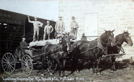 Loading onions for R.L. Gould & Company, Mendota Minnesota, 1900's