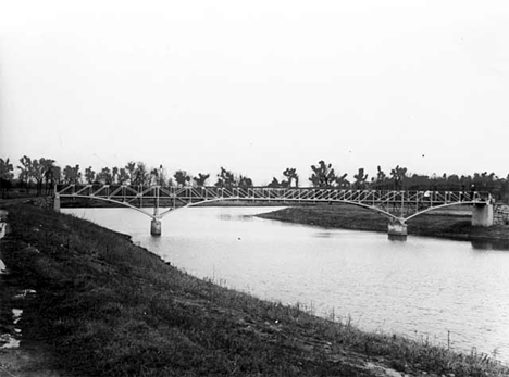 Bridge construction on Rum River, Milaca Minnesota, 1938