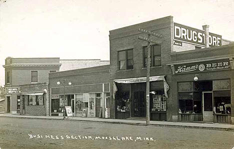 Business section, Moose Lake Minnesota, 1925
