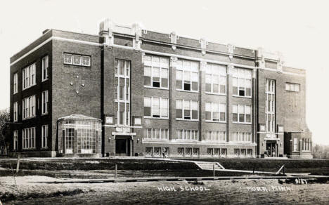 High School, Mora Minnesota, 1919