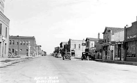 Street scene, Morris Minnesota, 1940