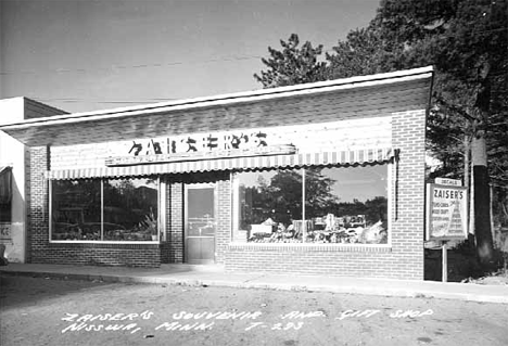 Zaiser's Souvenir and Gift Shop, Nisswa Minnesota, 1952