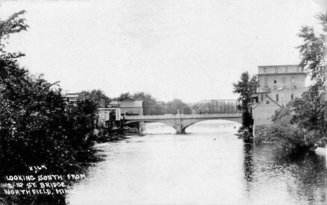 Looking south from 2nd Street Bridge, Northfield Minnesota, 1919