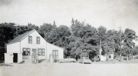 Nygard's on Strawberry Lake, Ogema Minnesota, 1950's