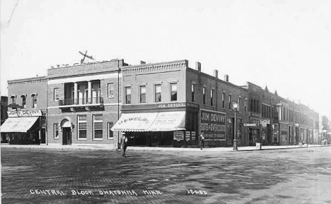 Central Block, Owatonna Minnesota, 1924