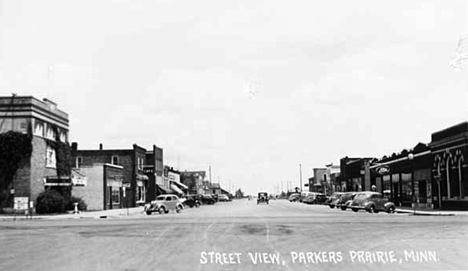 Street scene, Parkers Prairie Minnesota, 1940