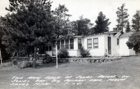 Main Lodge at Jones Resort on Pelican Lake, Pequot Lakes Minnesota, 1940's