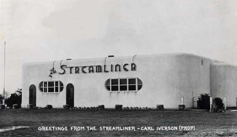 Streamliner Diner, Pine City Minnesota, 1944