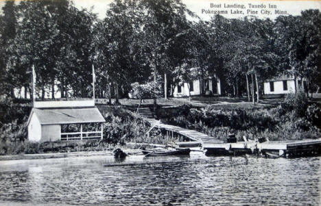 Boat Landing, Tuxedo Inn, Pine City Minnesota, 1913