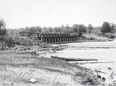 Construction of Pine River Dam site, Cass County, 1904