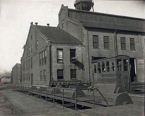 Duluth, Missabe and Northern Railway shop, Proctor Minnesota, 1915