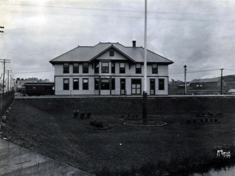 Duluth Missabe and Northern Railroad Depot, Proctor Minnesota, 1920?