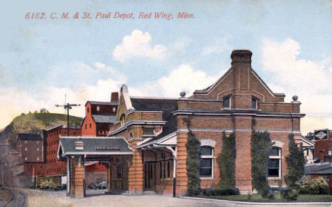 C. M. & St. Paul Depot, Red Wing Minnesota, 1913