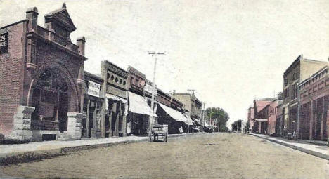 Looking east on Second Street, Redwood Falls Minnesota, 1907