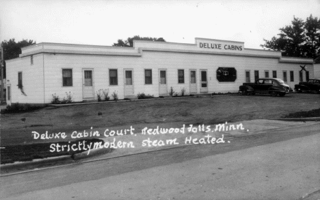Deluxe Cabin Court, Redwood Falls Minnesota, 1940's