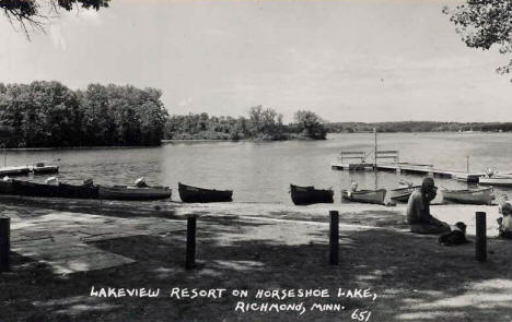 Lakeview Resort on Horseshoe Lake, Richmond Minnesota, 1950's