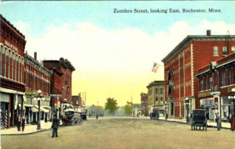 Zumbro Street looking east, Rochester Minnesota, 1914