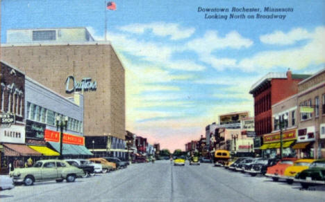 Street scene, Rochester Minnesota, 1940's
