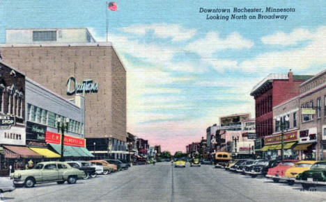 Looking north on Broadway, Rochester Minnesota, 1954