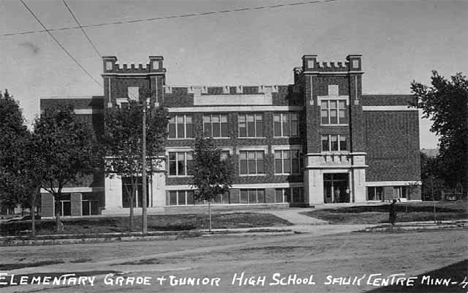 Elementary grade and junior high school, Sauk Centre Minnesota, 1910