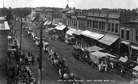 Fourth of July parade, Sauk Centre Minnesota, 1915