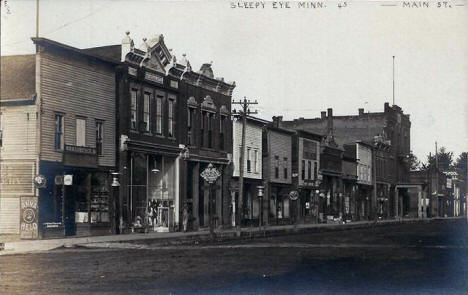 Street scene, Sleepy Eye Minnesota, 1910's