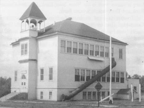 Tenstrike Minnesota School - 1918
